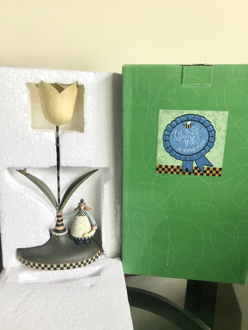Williraye Studio 2004 “Tulip Tea Light Holder” WW7643